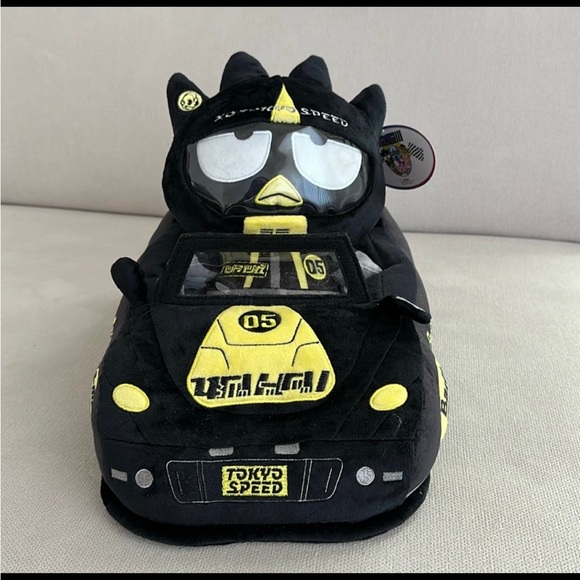 BADTZ-MARU SANRIO KIDROBOT TOKYO SPEED PLUSH CAR AND DOLL SET NWT